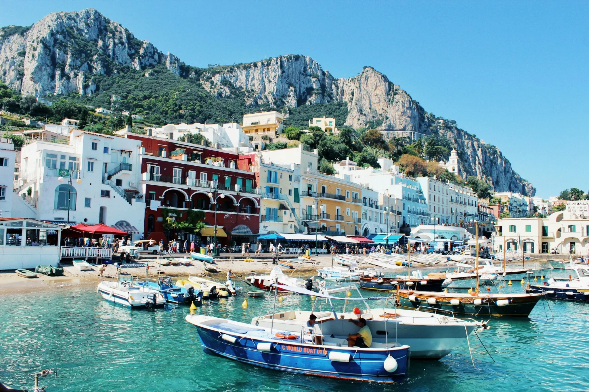 veduta porto capri, campania